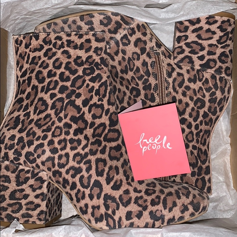 NWT Free People Leopard Nicola booties